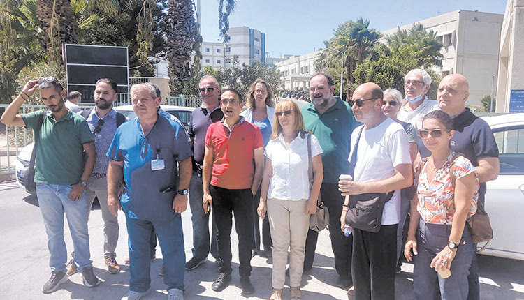 Εργαζόμενοι από όλη την Κρήτη μετέφεραν μια τραγική εικόνα υποβάθμισης σε όλες τις δημόσιες δομές υγείας του νησιού