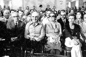 vΠέρασαν κιόλας 49 χρόνια! Το ΠΑΣΟΚ θυμάται την 3η του Σεπτέμβρη!