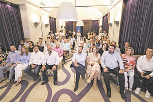 Συνάντηση με τους 55 υποψήφιους της Π.Ε. Ηρακλείου είχε ο υποψήφιος περιφερειάρχης Σταύρος Αρναουτάκης