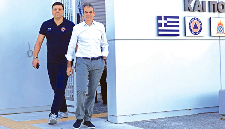 Οι μετεωρολόγοι είπαν στον πρωθυπουργό ότι πρόκειται για τη μεγαλύτερη νεροποντή που έχουν συναντήσει