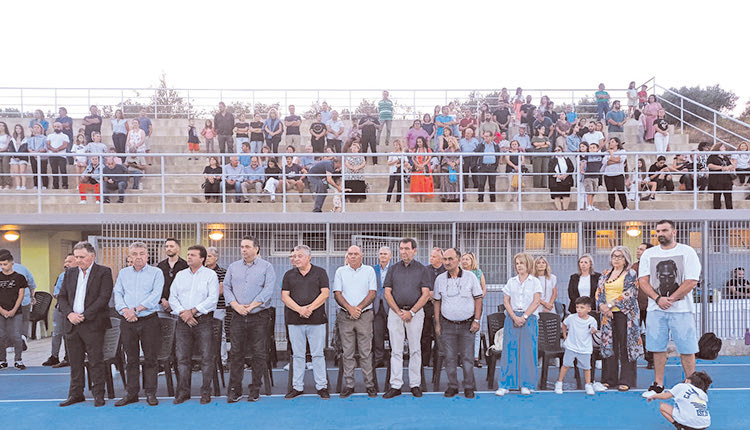 Κολυμβητήριο, γήπεδο ποδοσφαίρου, ετοιμάζεται το κλειστό γυμναστήριο και από προχθές το Αρκαλοχωρίου των παθών έχει και ολοκληρωμένο στάδιο