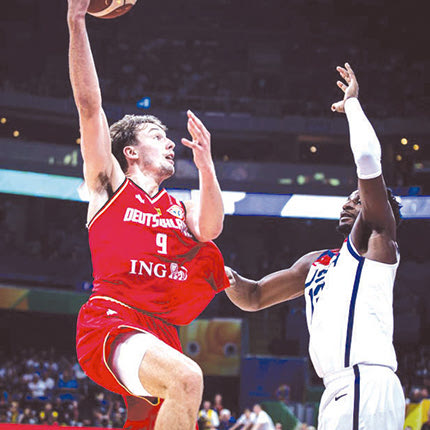 Με εντυπωσιακό τρόπο προκρίθηκε η Γερμανία στον τελικό