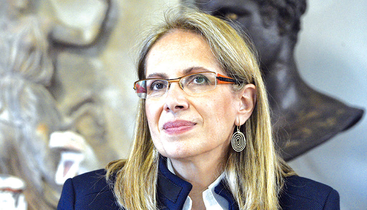 Παραιτήθηκε από την Ελληνική Αναπτυξιακή Τράπεζα η Αθηνά Χατζηπέτρου