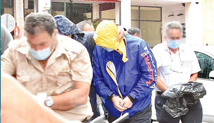 Μαραθώνια η χθεσινή απολογία των τριών. Ο τέταρτος απολογήθηκε στο νοσοκομείο