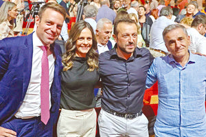 Εκλογές μέσα σε κλίμα εντάσεων πραγματοποιούνται την Κυριακή στον ΣΥΡΙΖΑ