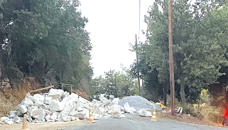 Σχολείο… χωρίς δρόμο