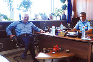 Συνάντηση του κ. Καλοκαιρινού με τον ταξίαρχο Ν. Σπυριδάκη