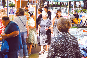 Παρατείνεται το μεγάλο ετήσιο «Παζάρι Δεύτερο χέρι-χέρι βοηθείας»