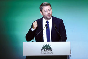 ΑΝΔΡΟΥΛΑΚΗΣ: Σκληρή κριτική από τη ΔΕΘ