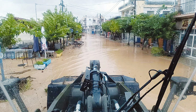 Αυξάνεται ο αριθμός των μολύνσεων στις πληγείσες περιοχές