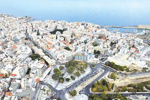 Εγκαινιάζεται η έκθεση υποψηφιοτήτων που αφορούν στη βιοκλιματική αναβάθμιση της πλατείας Ελευθερίας