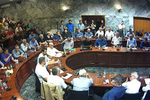 Είναι μια αποκάλυψη που αλλάζει τα δεδομένα: Ο δήμαρχος κ. Καλογιάννης έδωσε εντολή να πέσει το φράγμα της Γυρτώνης.  Στη μεγάλη αποκάλυψη που αλλάζει τα δεδομένα προχώρησε χτες ο πρόεδρος της Κοινότητας Φαλάνης Λυγούρας Κώστας κατά τη συνεδρίαση του Δημοτικού Συμβουλίου του Δήμου Λάρισας.