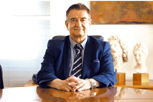 Ο πρόεδρος της Ελληνικής Καρδιολογικής Εταιρείας καθηγητής Καρδιολογίας Γιώργος Κοχιαδάκης