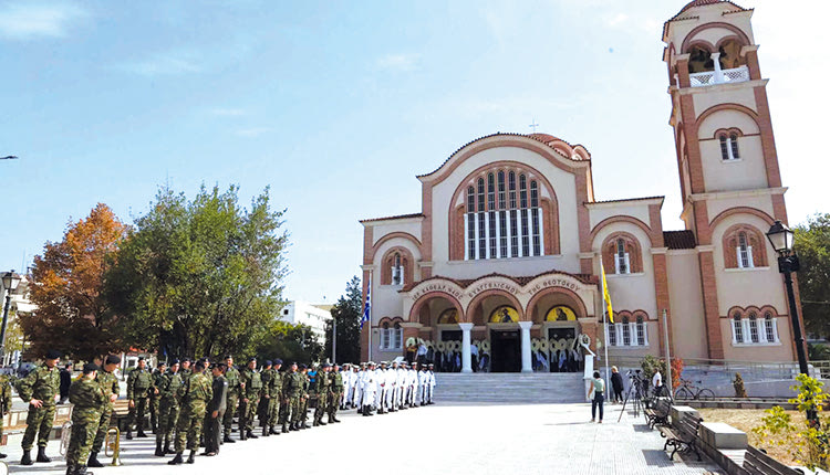 Πλήθος κόσμου αποχαιρέτησε την 46χρονη Γλυκερία