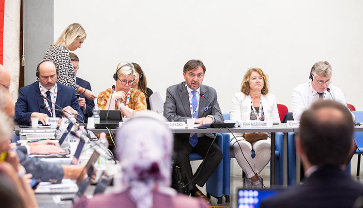 Ο Γ. Αλεξάκης εκπροσωπεί την περιφέρεια Κρήτης σε διεθνή συνέδρια και φόρουμ