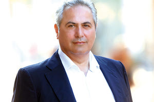 ο Νίκος Σκουλάς.