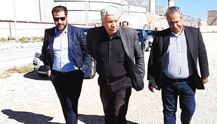 Ο κ. Ξυλούρης με τους αντιπεριφερειάρχες Γ. Ανδρουλάκη και Ν. Σκουλά στον Αθερινόλακκο