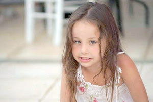 Τα κλάματα έβαλαν οι γονείς της Μελίνας μόλις άκουσαν την απόφαση του δικαστηρίου