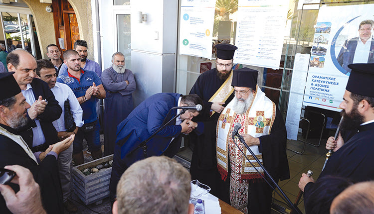 ΚΑΡΑΜΑΛΑΚΗΣ 
Τα εγκαίνια του κέντρου
στην Αλικαρνασσό 
και ο Αγ. Σύλλας 