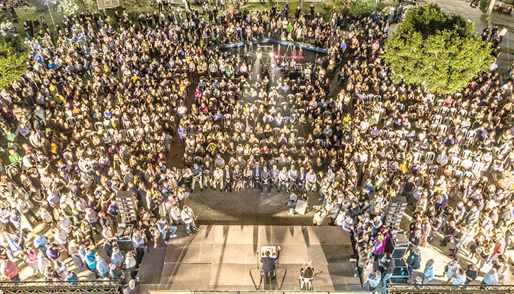 Η εντυπωσιακή συγκέντρωση Μποκέα και το μήνυμά του