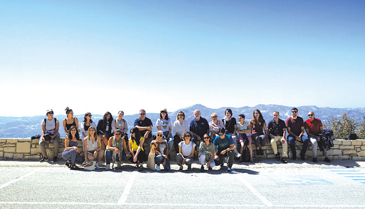 Το Υβριδικό Πανεπιστήμιο Αστερουσίων