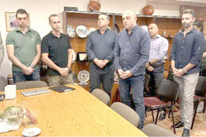 Οι κ.κ. Πιτσούλης, Βαρδαβάς στον αγιασμό των διαιτητών μπάσκετ