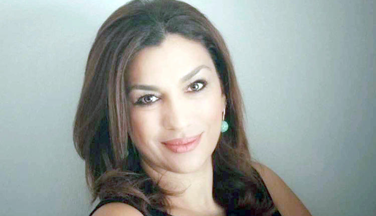 Η γιατρός κ. Καρπούζη