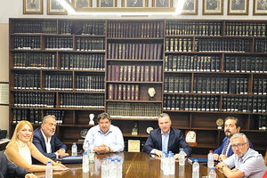 Με τα μέλη του Δ.Σ. του Δικηγορικού Συλλόγου Ηρακλείου συναντήθηκε ο κ. Καραμαλάκης