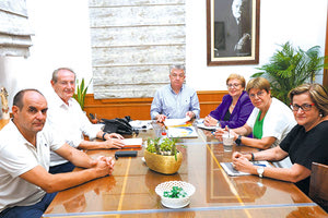 Από την υπογραφή για την εκπόνηση της μελέτης στην Περιφέρεια Κρήτης