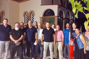 Συνεχίζει τις περιοδείες του ο Γιάννης Σέγκος