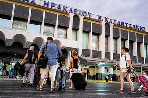 αφίξεις εξωτερικού στο αεροδρόμιο “Ν. Καζαντζάκης”