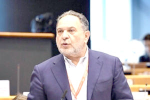 Στις Βρυξέλλες ο Κουράκης