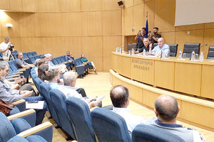 Από τη σύσκεψη στο Επιμελητήριο για τα επιτόκια