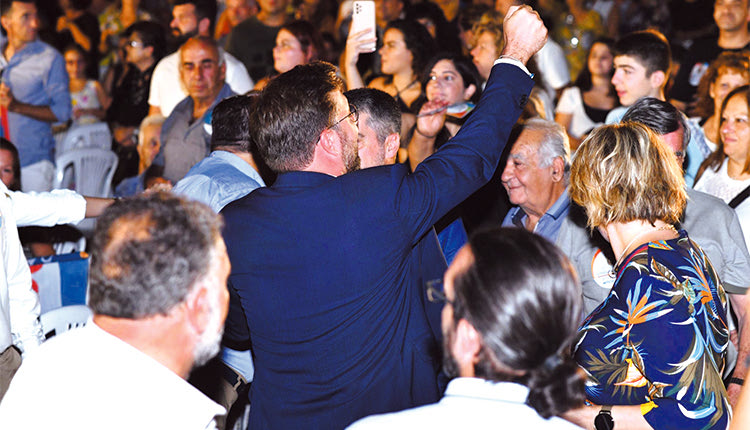 Ο ΜΕΝΕΛΑΟΣ ΜΠΟΚΕΑΣ ΣΤΗΝ “Π”
«Μπήκαν γερά θεμέλια στο Μαλεβίζι»