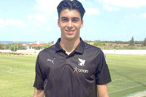 ΕΠΑΓΓΕΛΜΑΤΙΚΟ ΣΥΜΒΟΛΑΙΟ ΓΙΑ ΤΟΝ ΝΕΑΡΟ ΓΚΟΛΚΙΠΕΡ ΚΑΛΑΦΑΤΗ Σε ρυθμούς κυπέλλου ο ΟΦΗ