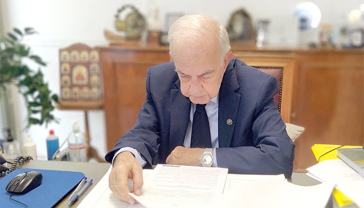 Ο κ. Λαμπρινός