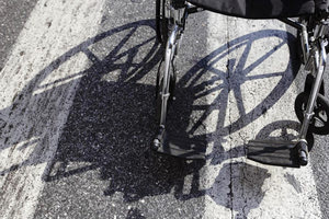 ΗΡΑΚΛΕΙΟ «Μαρτύρησε» για να ψηφίσει παραπληγικός άνδρας