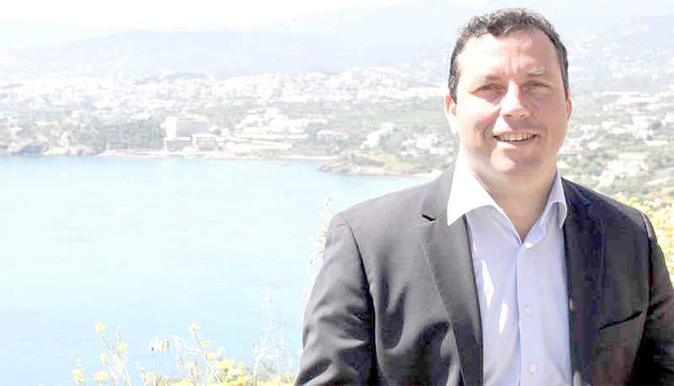 Ο Μανώλης Μενεγάκης