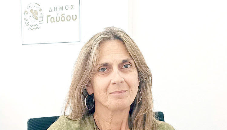 Η κ. Λίλιαν Στεφανάκη