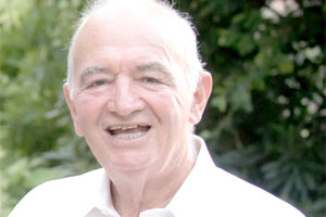 Απεβίωσε ο Γ. Χονδράκης