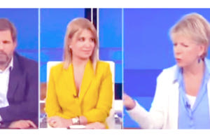 Ωραία η Έλενα! Η βουλευτής επικρατείας του ΣΥΡΙΖΑ, Έλενα Ακρίτα, σε συνέντευξη που παραχώρησε στην ΕΡΤ, στους δημοσιογράφους Δημήτρη Κοτταρίδη και Νίνα Κασιμάτη δήλωσε ότι στη γειτονιά της (δήμο Φιλοθέης-Ψυχικού) ψηφίζει δεξιό δήμαρχο ενώ ο ΣΥΡΙΖΑ κατέβαζε δικό του σχήμα.