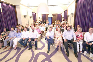 περιφερεια: Θρίλερ με τη μία έδρα