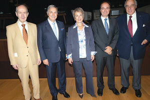 ΠΑΡΟΥΣΙΑΣΤΗΚΕ ΣΕ ΕΚΔΗΛΩΣΗ ΣΤΗ ΦΕΡΩΝΥΜΗ ΣΤΕΓΗ Η ιστορία των επιχειρήσεων Ωνάση από τις ΠΕΚ