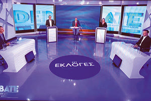 Έγινε χθες το βράδυ στην ΕΡΤ η τηλεοπτική αντιπαράθεση των Κώστα Μπακογιάννη και Χάρη Δούκα, των δύο δηλαδή υποψηφίων για τον δημαρχιακό θώκο των Αθηνων. Είχε ενδιαφέρον γιατί ήταν πιο χαλαρό, ο Δούκας κέρδισε εντυπώσεις, αλλά δεν ξέρω εάν μπορεί την Κυριακή να τον κερδίσει και στις κάλπες.;