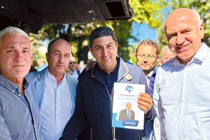 Από τη Θεσσαλία στον Έβρο και από εκεί στη Μακεδονία και τη Δράμα για να στηρίξει τα στελέχη της ΝΔ ο Αυγενάκης.