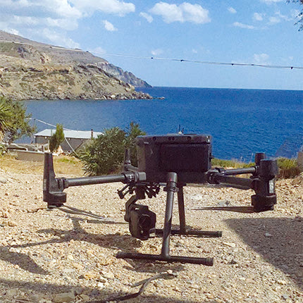 Στην επιχείρηση παίρνουν μέρος και drone της ΕΜΑΚ