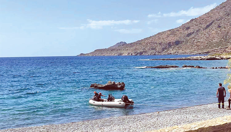 Συνεχίζονται οι έρευνες για τον ψαροντουφεκά