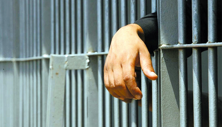 Προφυλακίστηκε μετά την απολογία του ο 63χρονος