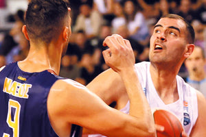 Παρά την εξαιρετική του εμφάνιση ο Κουρέπης δεν μπόρεσε ν’ αποτρέψει την ήττα της Αναγέννησης