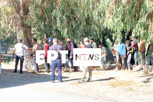 Οι 79 μετανάστες μεταφέρθηκαν στην αίθουσα λιμεναρχείου στο λιμάνι του Ηρακλείου